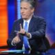 Jon Stewart revient au « Daily Show » en tant qu'animateur du lundi soir