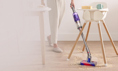 L'aspirateur-balai ultra-mince Omni-Glide de Dyson est tombé à un prix historiquement bas