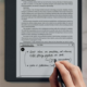 Lisez-en plus en 2024 (et prenez des notes au fur et à mesure) avec 20 % de réduction sur le Kindle Scribe