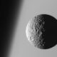 La lune « étoile de la mort » de Saturne garde un grand secret