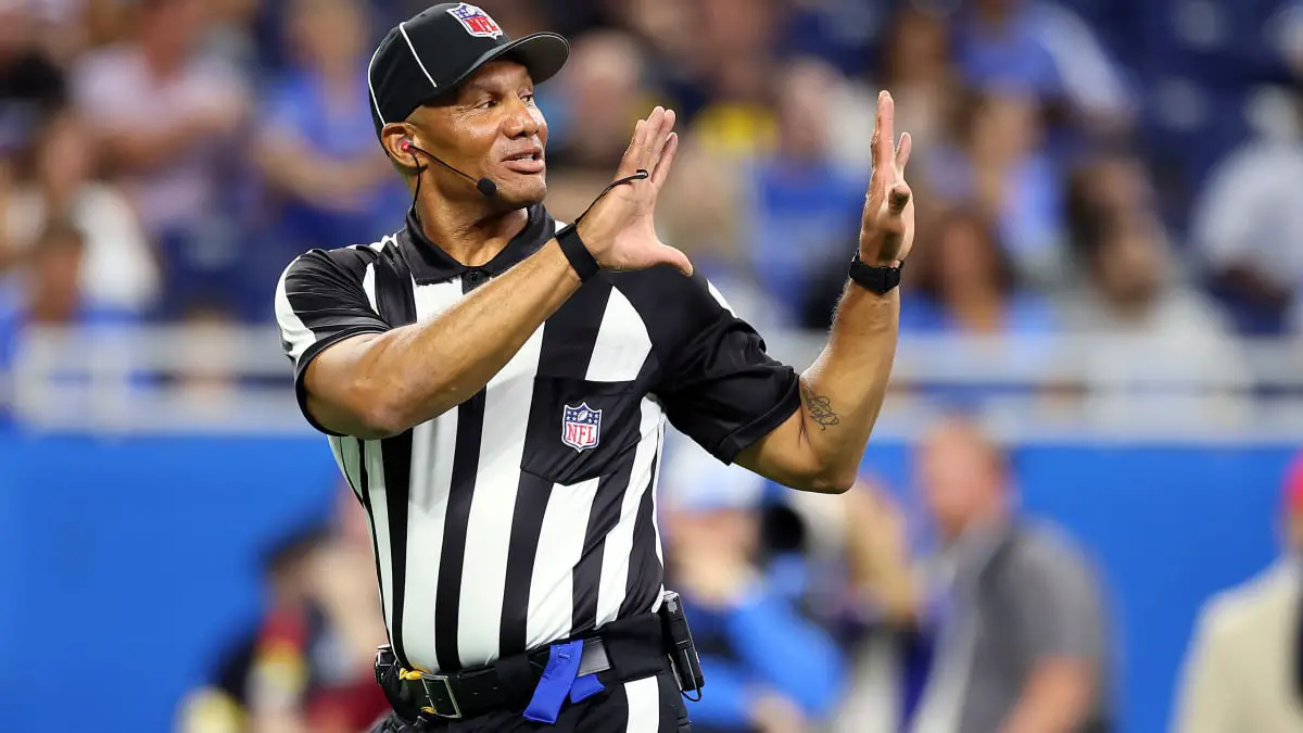 Qui sont les arbitres et les officiels du Super Bowl ?
