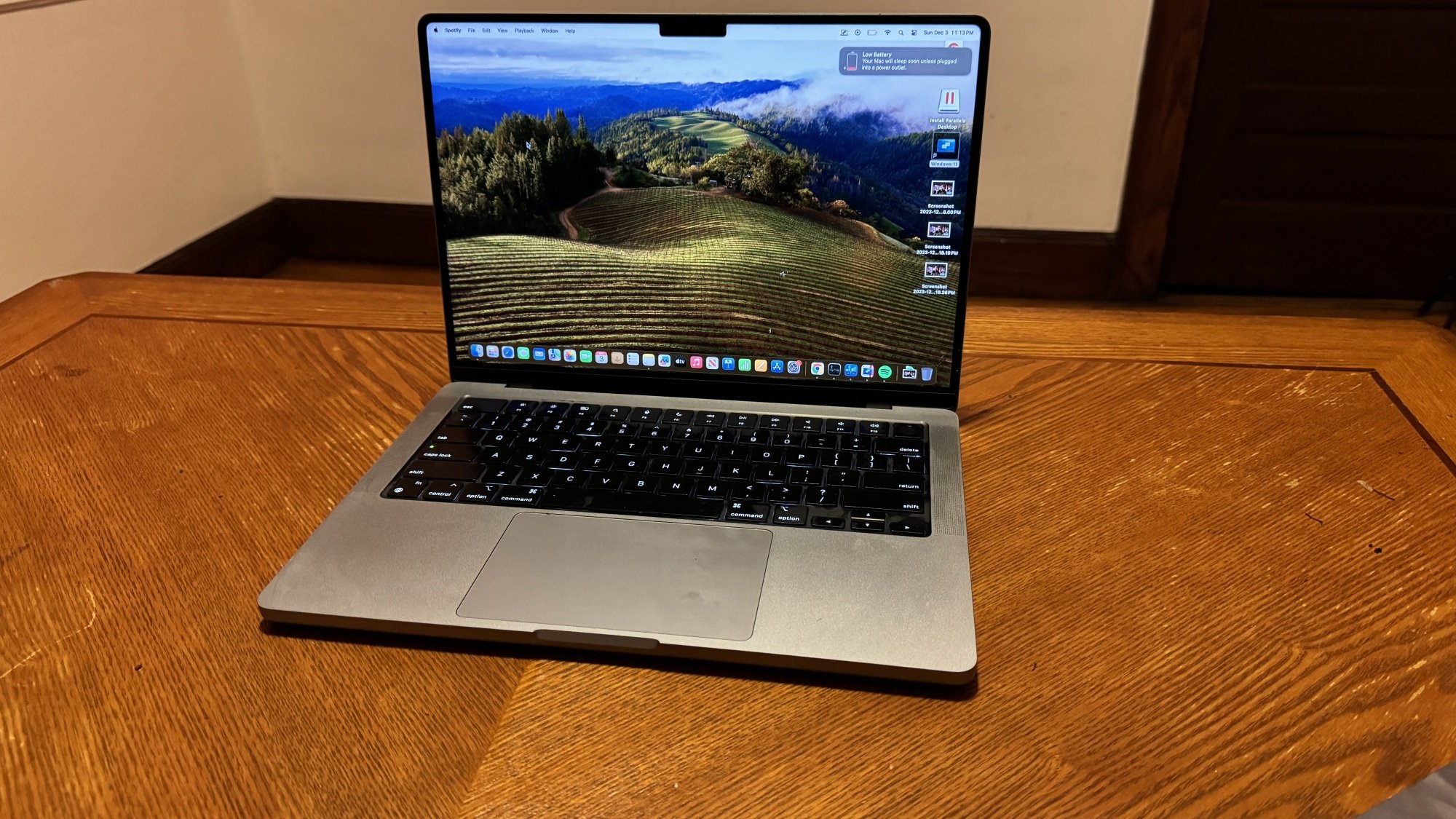 MacBook Pro M3 14 pouces sur une table