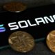 La blockchain Solana envahie par des memecoins racistes dans la dernière tendance des crypto-monnaies