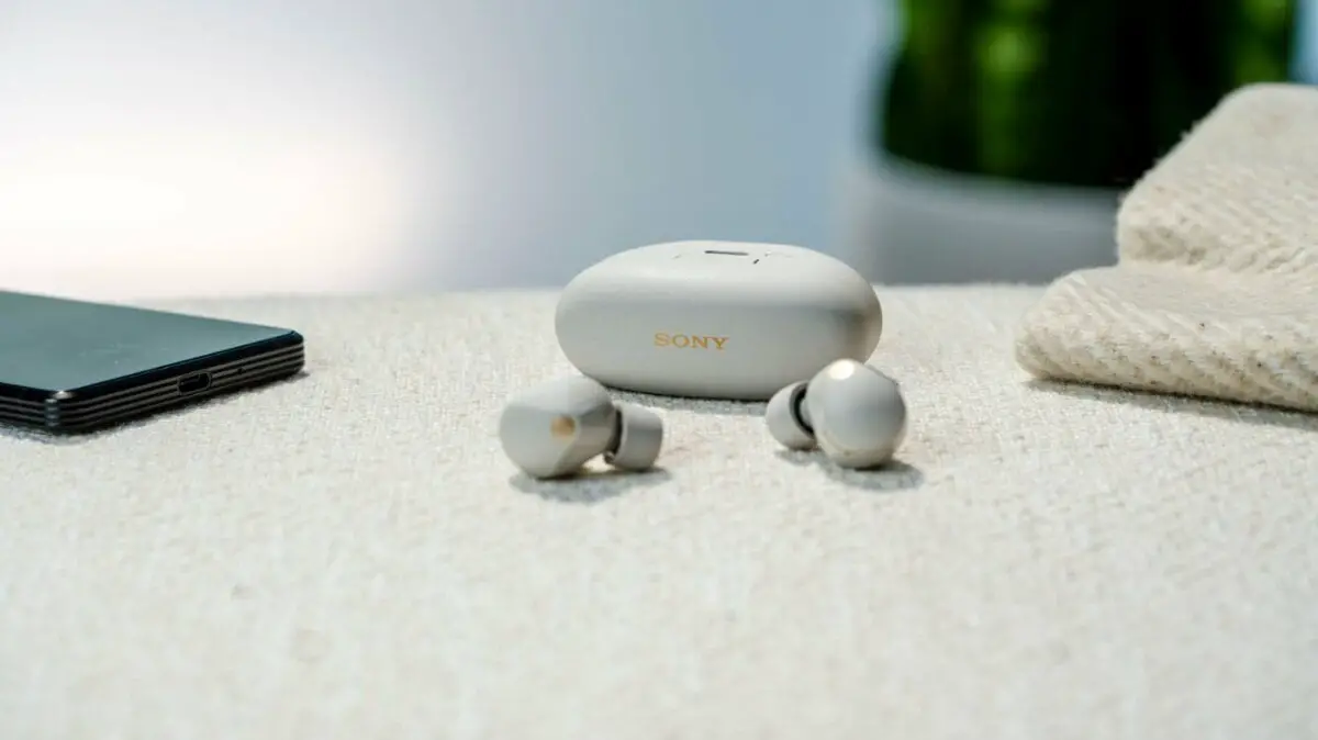 Procurez-vous les écouteurs sans fil Sony WF-1000XM5 pour moins de 280 $ lors de la grande vente de printemps d'Amazon