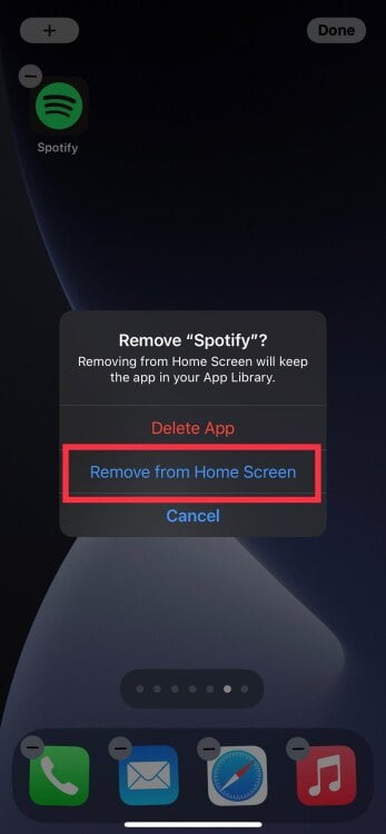 Une capture d'écran de l'écran d'accueil d'un iPhone montrant comment supprimer une application de l'écran d'accueil.