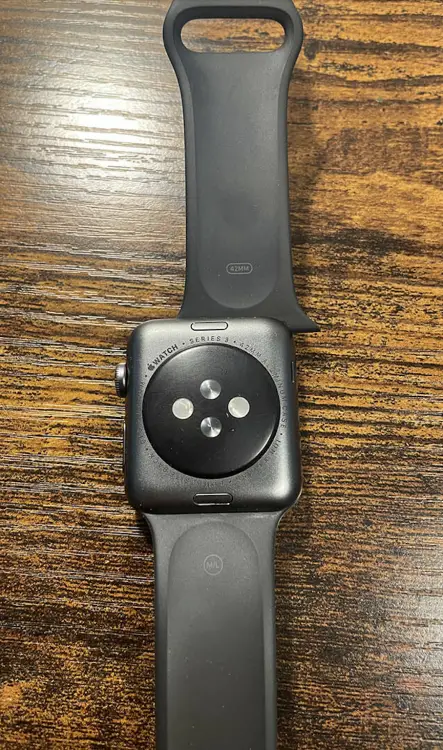 Comment retirer le bracelet d'une Apple Watch