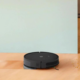 iRobot a lancé deux nouveaux Roombas à moins de 300 $, dont un qui nettoie