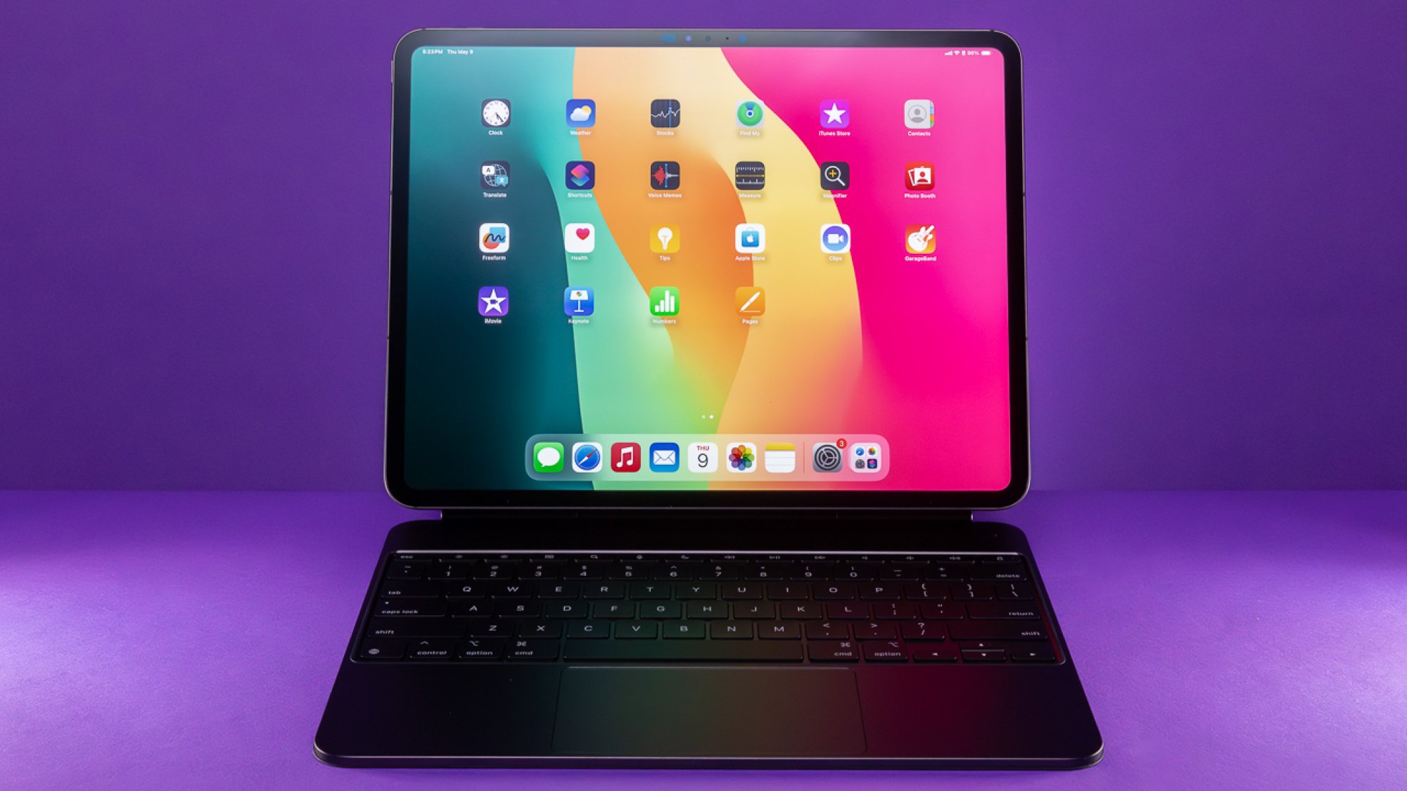 iPad Pro 13 pouces sur le Magic Keyboard