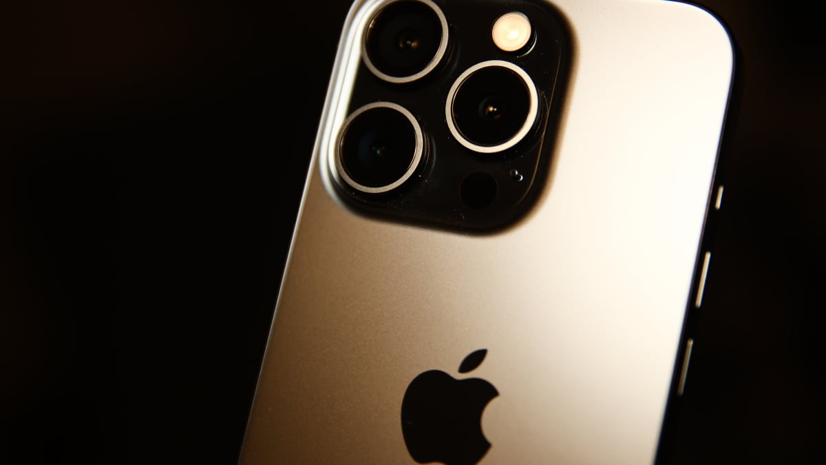 Des rumeurs sur un iPhone plus élégant circulent.  Apple veut-il que tout soit mince ?