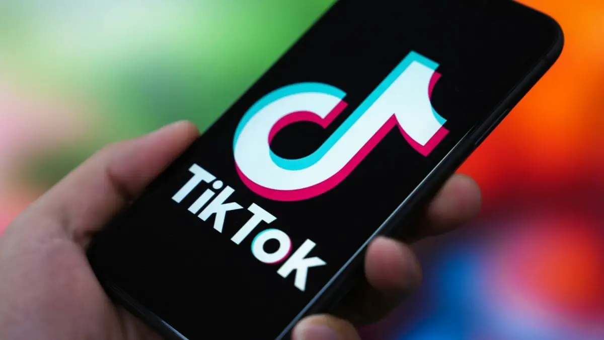 TikTok lance un programme d'impact social d'un million de dollars