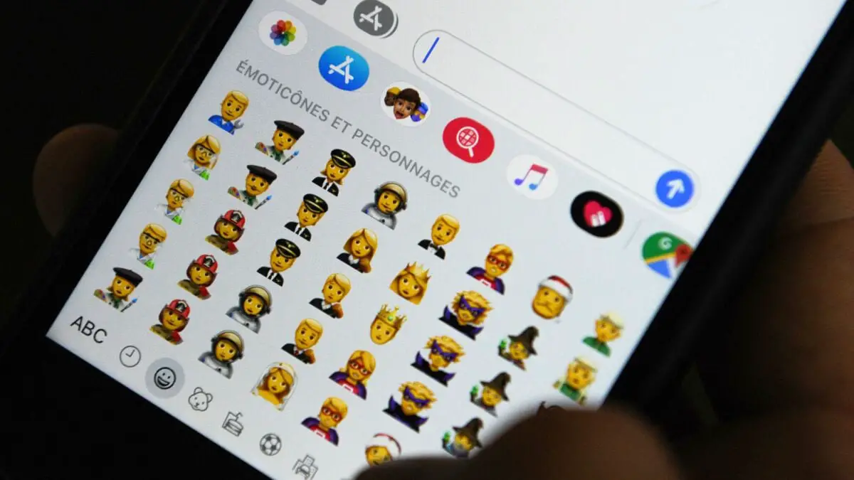 iOS 18 : les emojis personnalisés générés par l'IA arriveraient bientôt sur iPhone