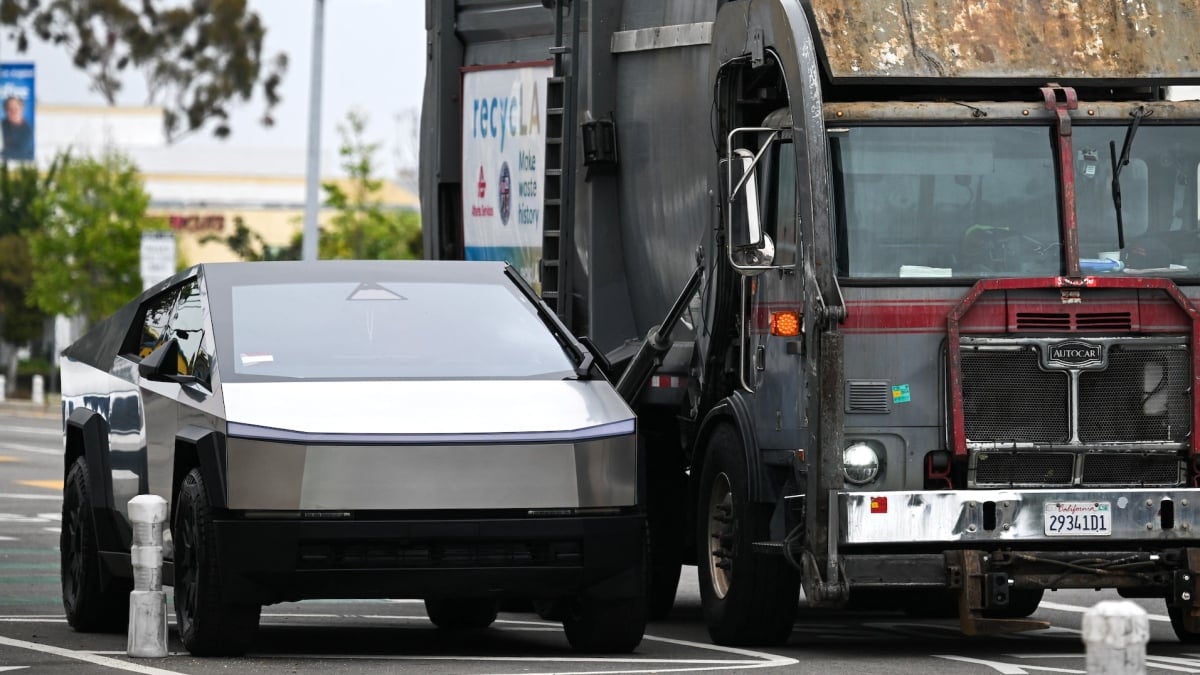 Félicitations, Cybertruck !  Vous avez finalement vendu plus que la DeLorean.