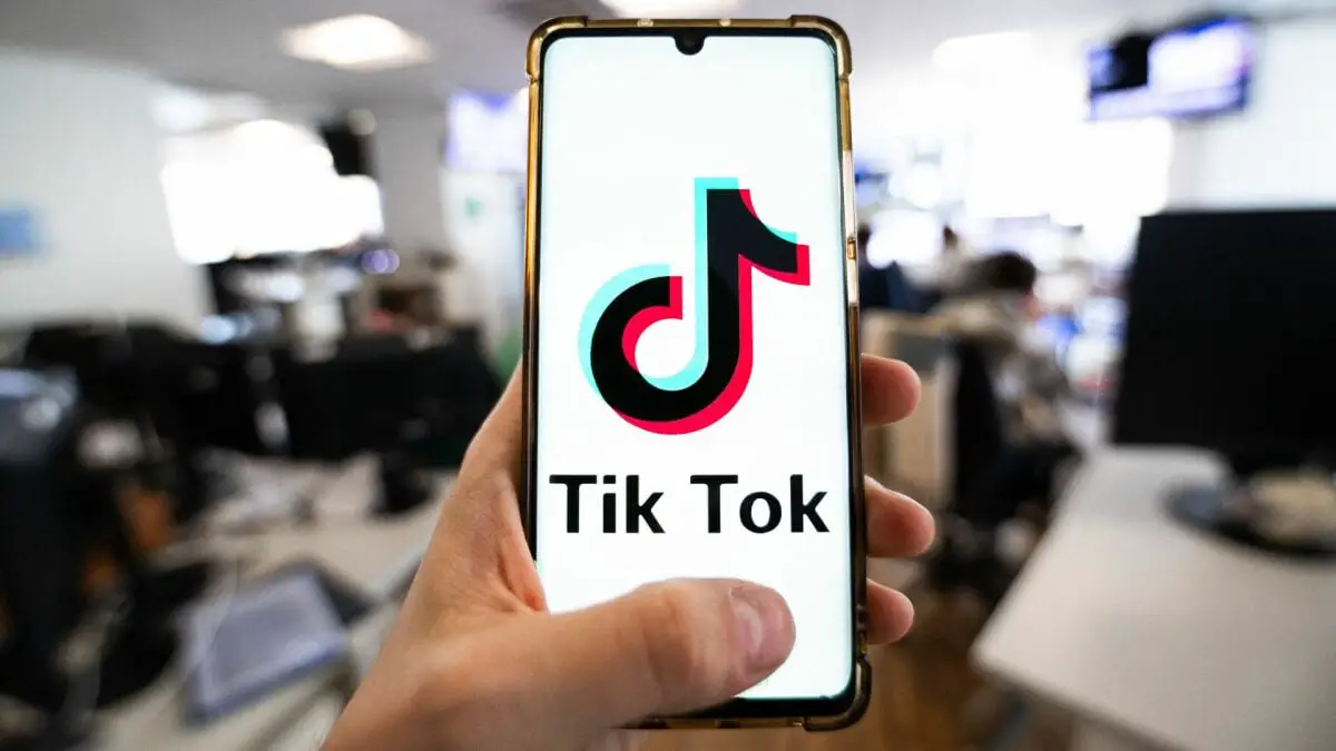 TikTok pourrait introduire des séquences de type Snapchat dans les DM