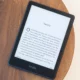 Le Kindle Paperwhite d'Amazon bénéficie d'une baisse de prix ridiculement faible pour le Prime Day 2024