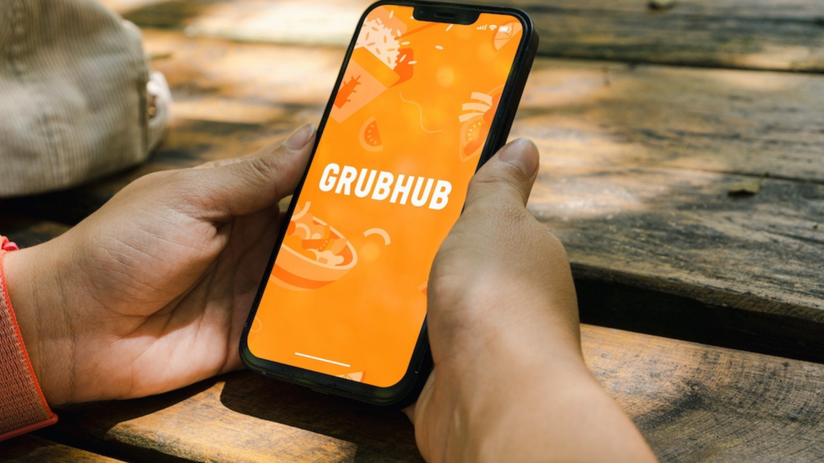 Obtenez une carte-cadeau Amazon gratuite de 10 $ avec une commande Grubhub de 25 $ ou plus avant minuit