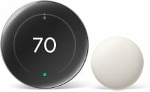 le thermostat d'apprentissage Google Nest (4e génération) avec un capteur de température Nest (2e génération)