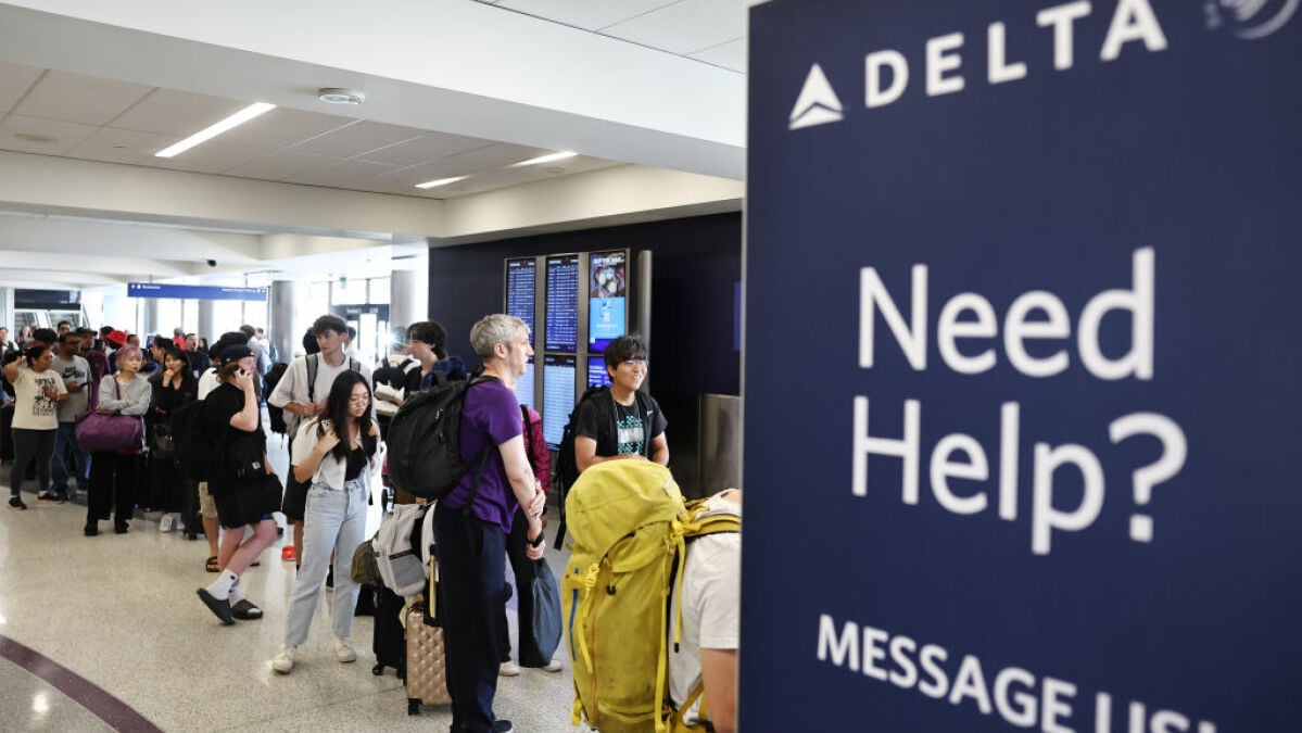 Delta a refusé de rembourser les passagers suite au fiasco de CrowdStrike, ce qui l'a amenée à faire l'objet d'un recours collectif