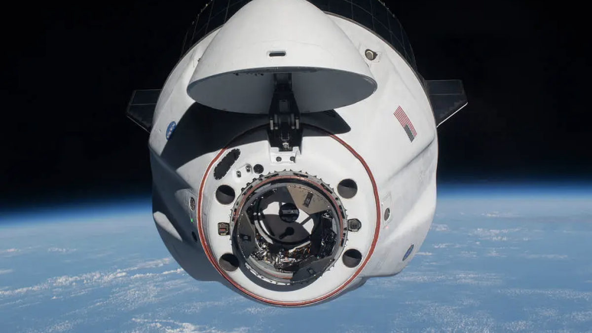 Les scientifiques collectent l'urine des voyageurs de SpaceX. Il y a une bonne raison.