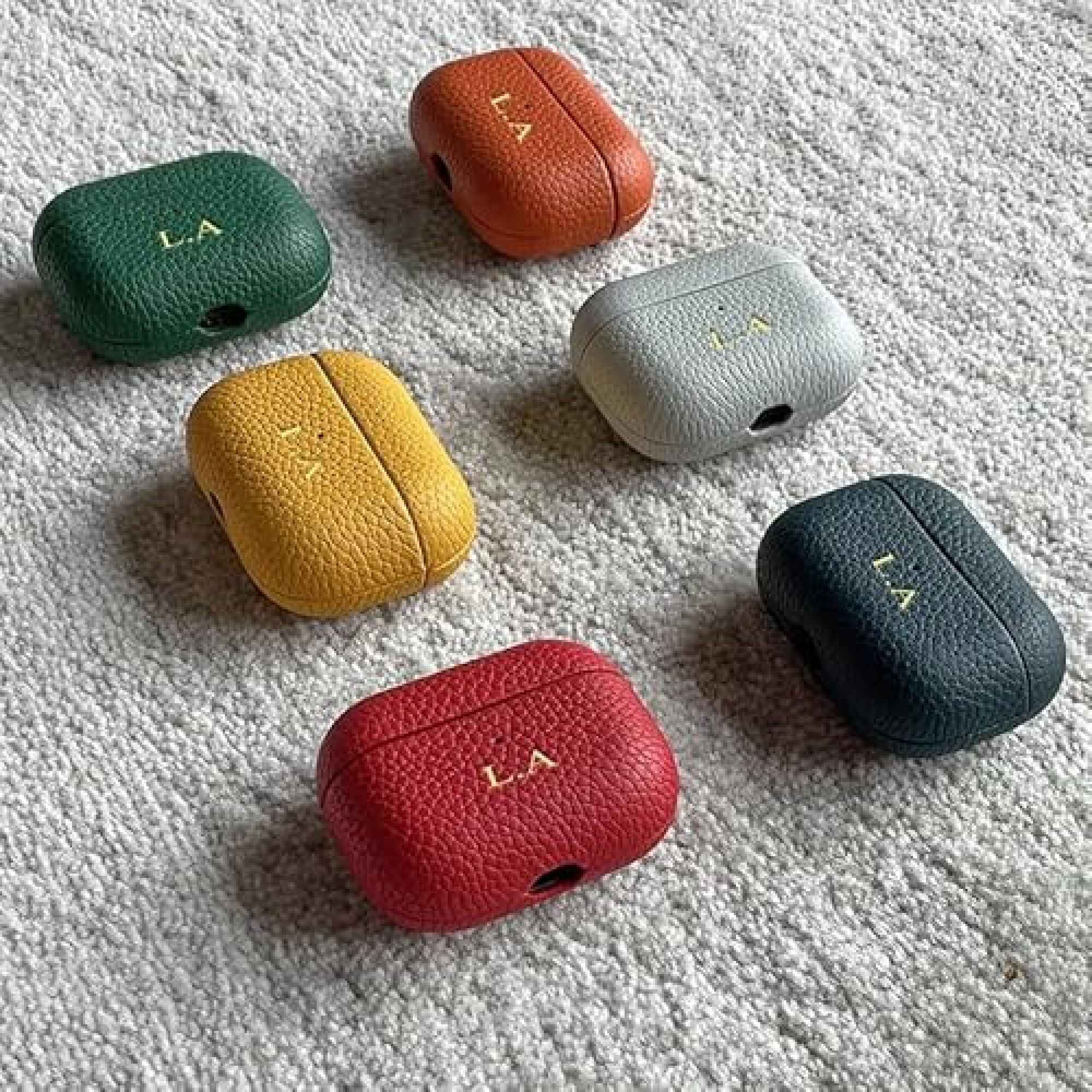 étuis Airpod assortis