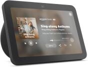 Amazon Echo Show 8 avec widget de streaming musical à l'écran