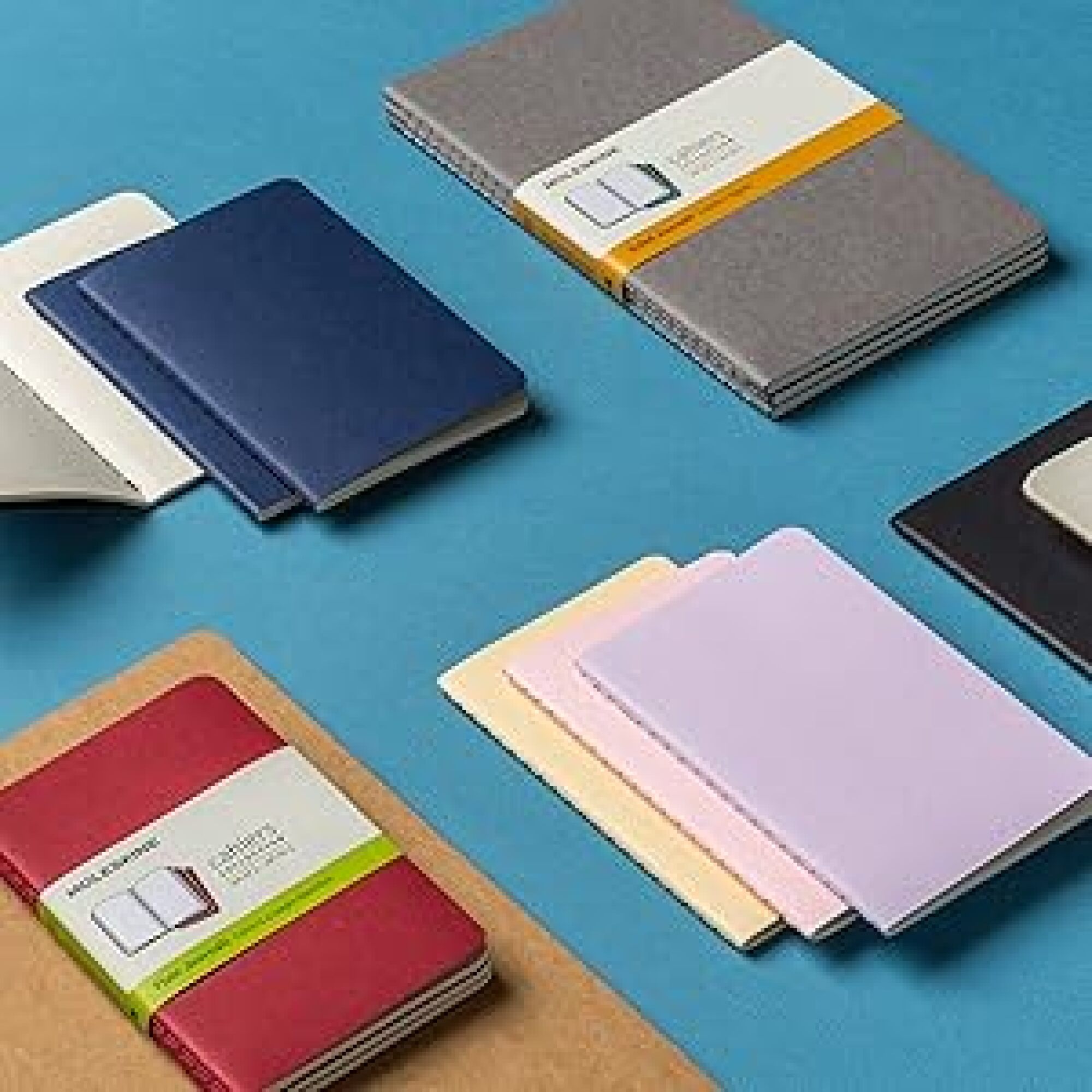 Carnets Moleskine aux couleurs assorties