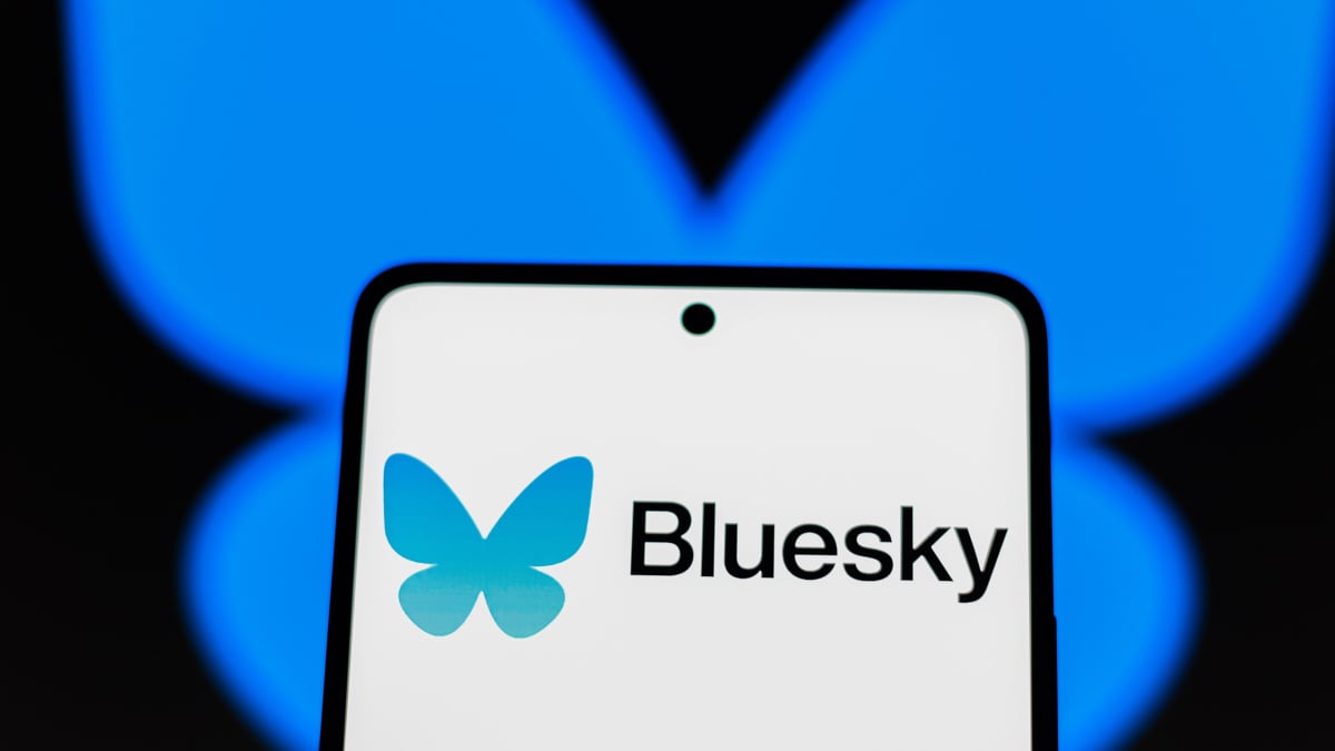 Bluesky ajoute des vidéos à la plateforme pour concurrencer X d'Elon Musk