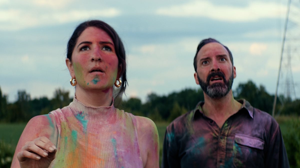 Critique de Sketch : Tony Hale et D'Arcy Carden se laissent aller dans une aventure formidable et adaptée aux enfants