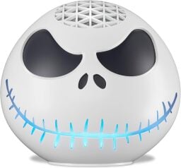 Coque Jack Skellington pour Echo Dot 5ème génération sur fond blanc