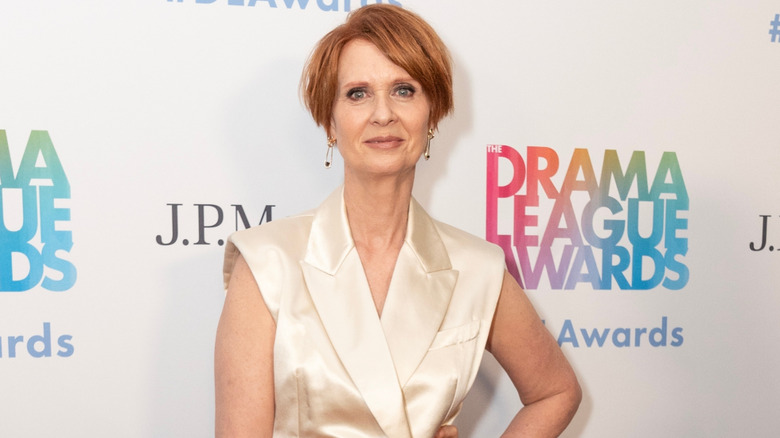 Cynthia Nixon posant à la cérémonie des Drama League Awards