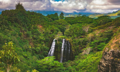 Un parc d'État isolé à Hawaï comprend de superbes cascades, des sentiers et un temple hindou rare