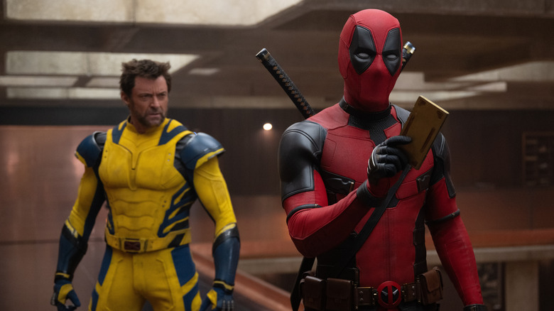 Wolverine de Hugh Jackman et Deadpool de Ryan Reynolds affrontant M. Paradox à TVA dans Deadpool & Wolverine