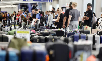 Les voyageurs fréquents conviennent que cette règle tacite de l'étiquette de l'aéroport est trop souvent enfreinte