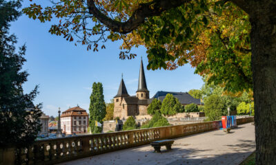 Nichée dans les montagnes d'Allemagne se trouve une ville pittoresque riche en histoire religieuse