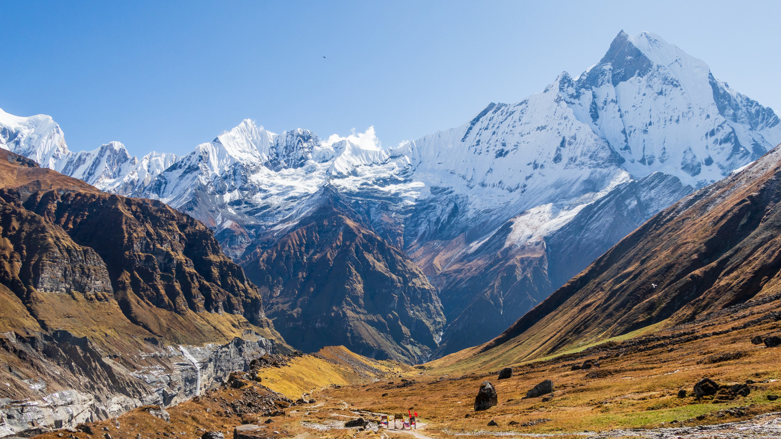 Évitez le trek bondé jusqu'au camp de base de l'Everest pour cette aventure magique en montagne népalaise