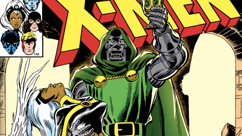 X-Men #145 couvre Doctor Doom tenant Storm dans une main et une tasse dans l'autre