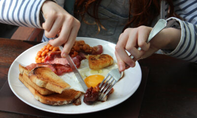 Le pays européen que Rick Steves a qualifié de « pays du petit-déjeuner frit »