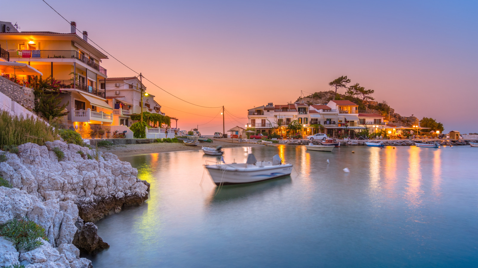 L'île peu connue et idyllique qui doit être la plus jolie de Grèce pour une escapade sereine à la plage