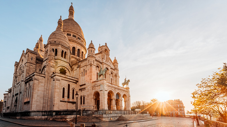 La Basilique du Sacré-Cœur à Paris.