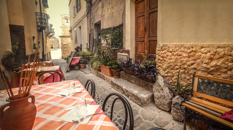 Un restaurant de rue à Castelsardo