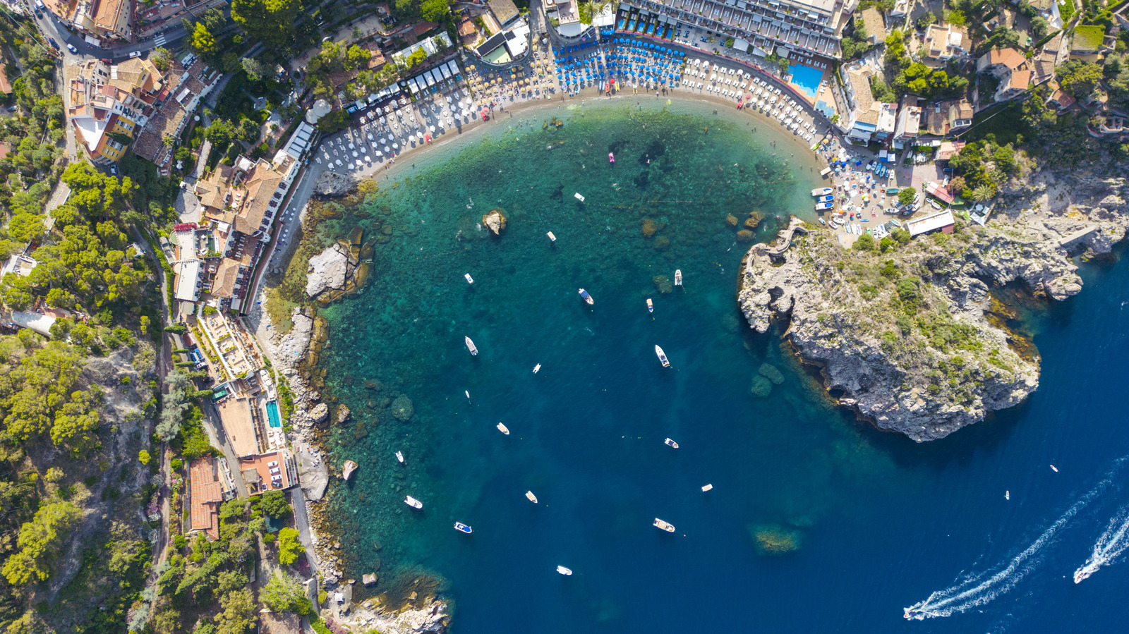 Le complexe côtier recherché du sud de l'Italie est connu comme la «perle de la Méditerranée»