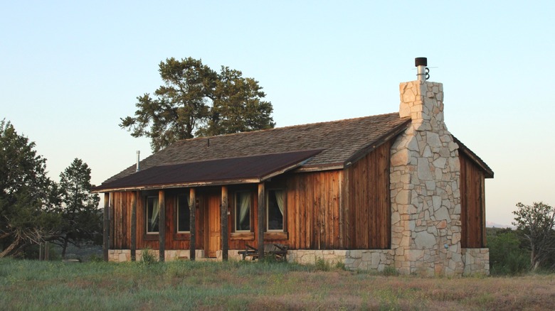 Cabine en bois rustique au Zion Mountain Ranch