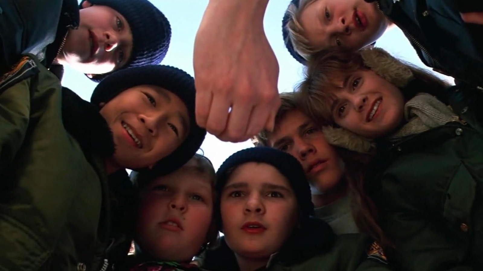 Les Goonies 2 peuvent réellement se produire: Warner Bros. a finalement embauché un écrivain