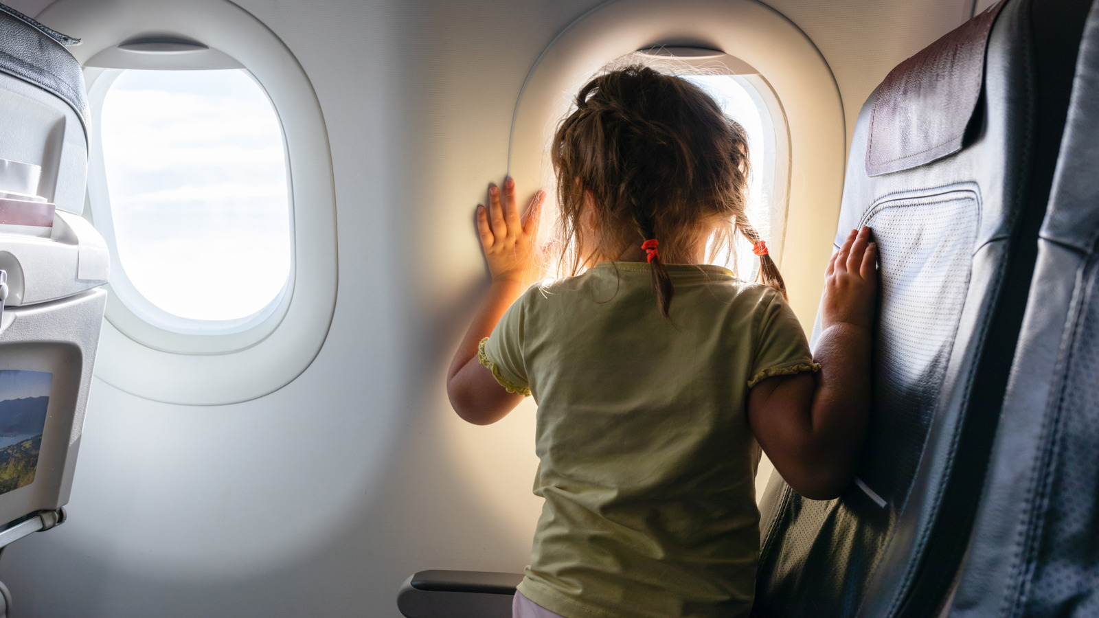 Les problèmes les plus courants sont confrontés aux mineurs non accompagnés à l'aéroport