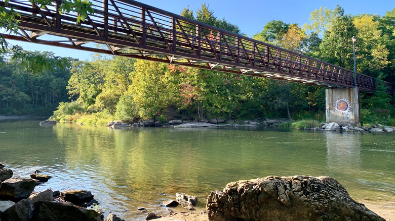 Le pont commémoratif Mable Works traverse Otter Creek