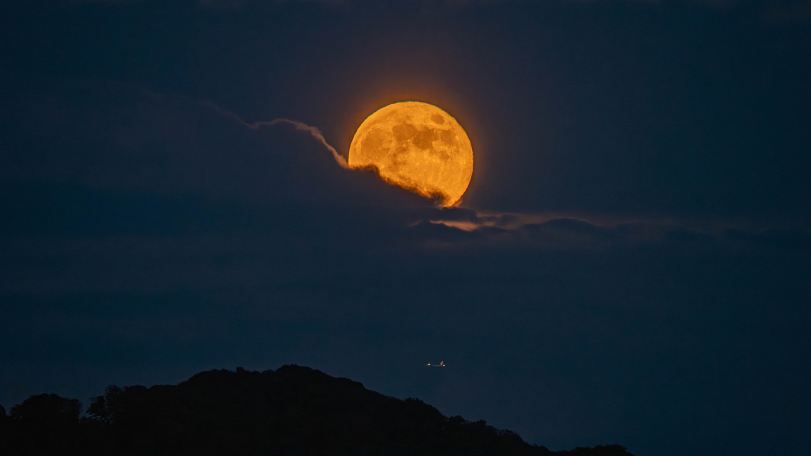 Quand la Terre a-t-elle obtenu sa lune