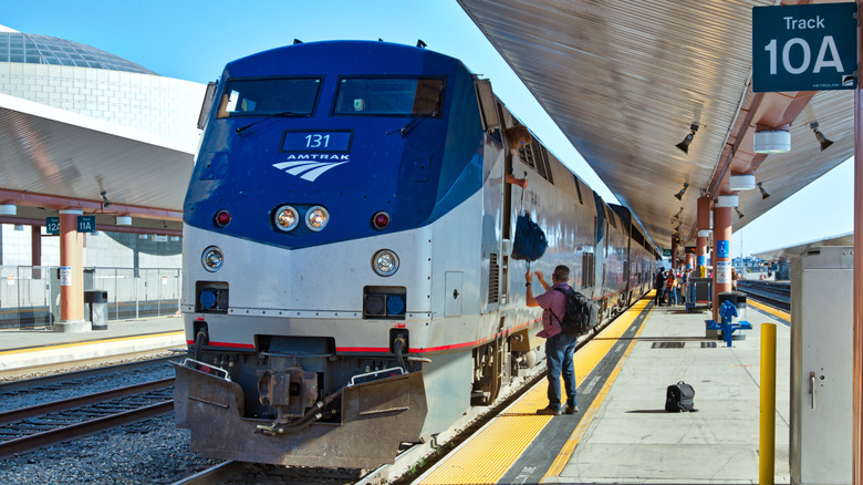 train Amtrak à la gare