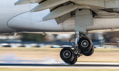 Comment les avions gardent leurs pneus à l'abri de sauter pendant les atterrissages