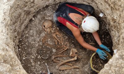 Les tombes celtiques ont découvert la tribu dirigée par des femmes dans la Grande-Bretagne ancienne