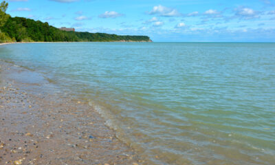 Explorez le littoral du lac Michigan dans ce parc de plage peu connu dans le Wisconsin