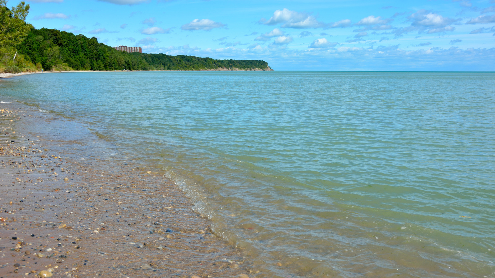 Explorez le littoral du lac Michigan dans ce parc de plage peu connu dans le Wisconsin